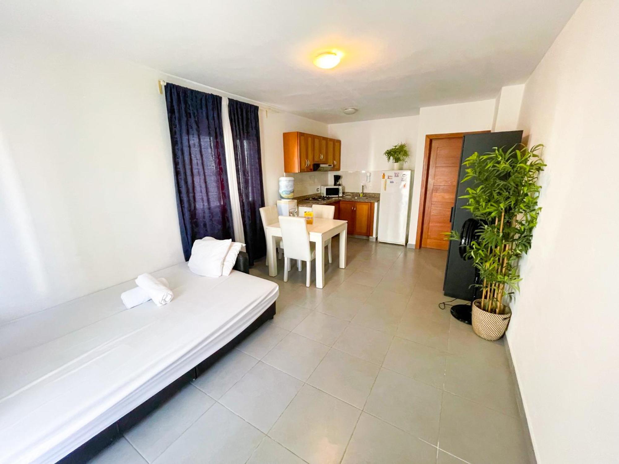 Sol Caribe Del Mar Los Corales Bavaro Studios Suites Beach & Pool Punta Cana Extérieur photo